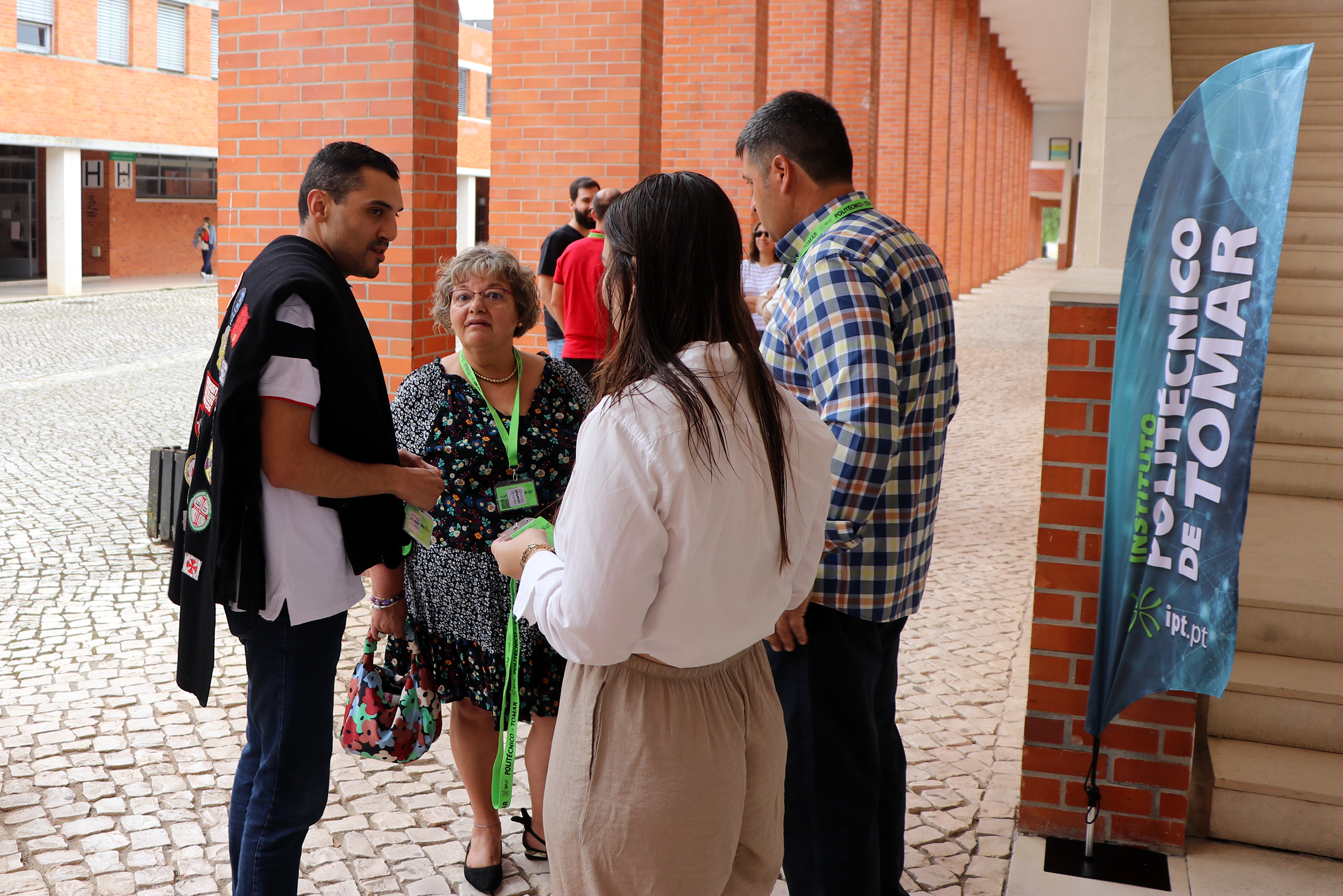24_Alum_inicio